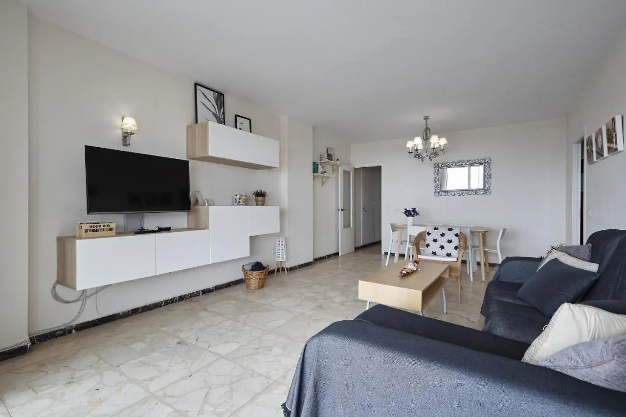شقة Apartamento Boliches فوينخيرولا